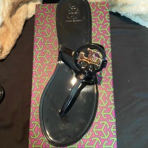 TORY BURCH MINI MILLER JELLY THONG SANDAL